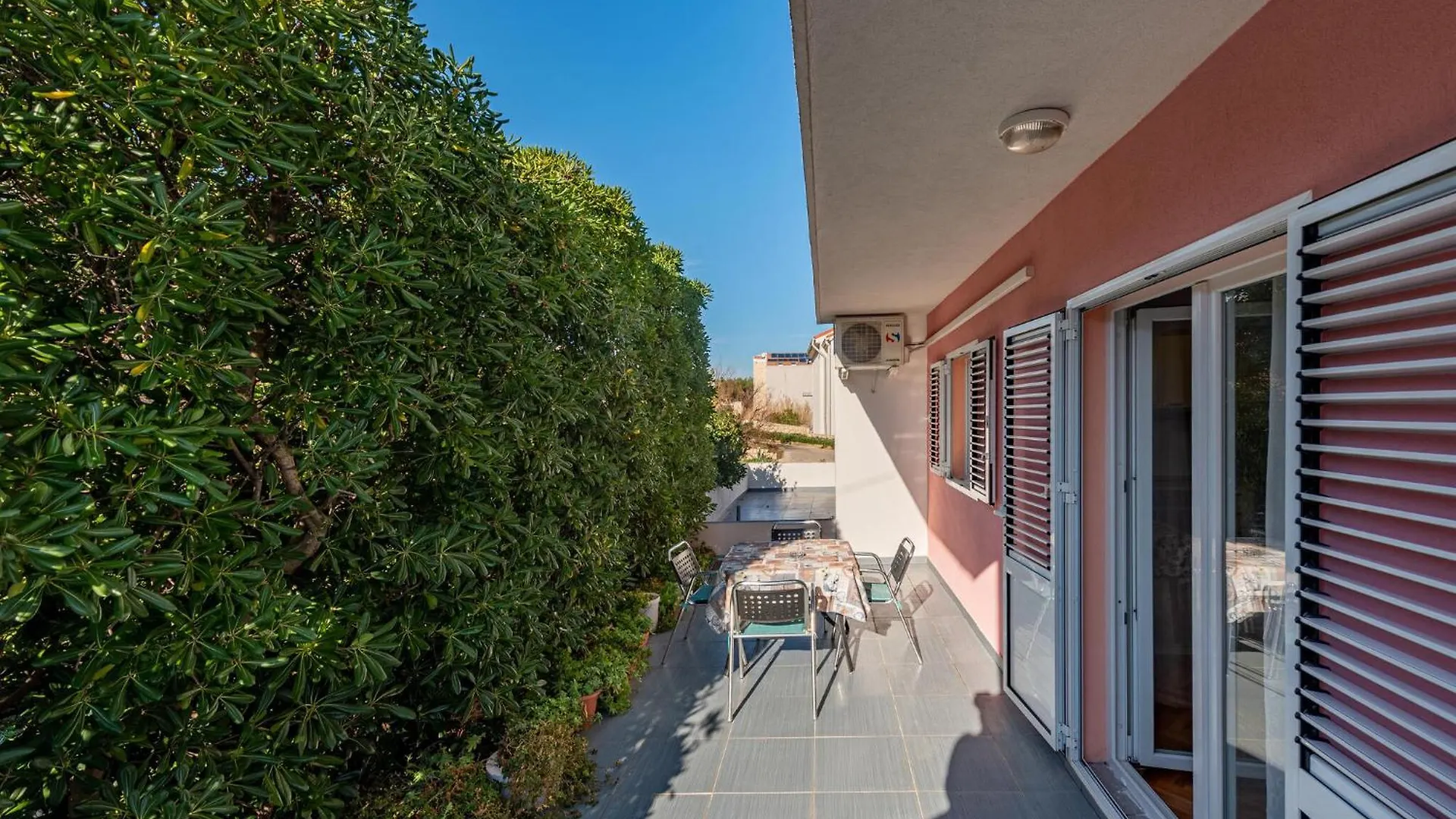 2 Bedroom Stunning Apartment In Pag パグ
