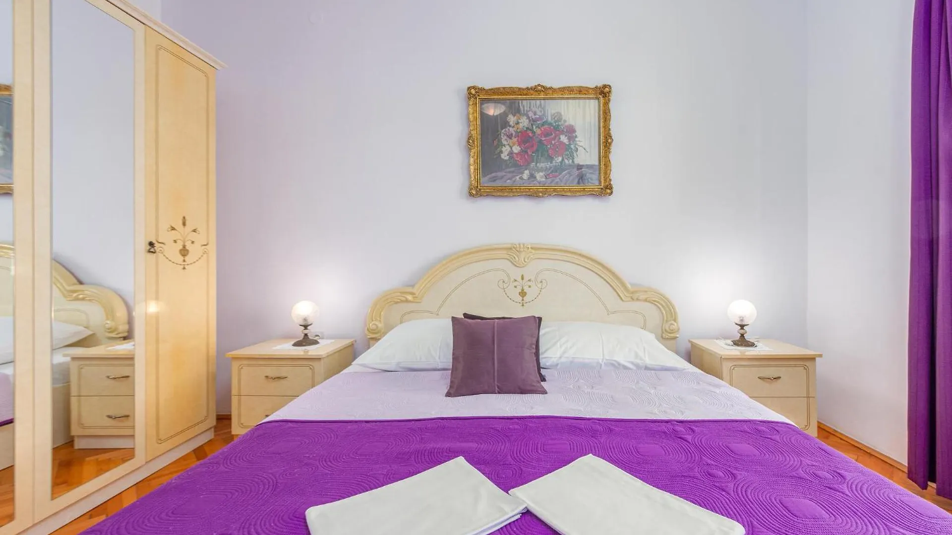 2 Bedroom Stunning Apartment In Pag Pag Town