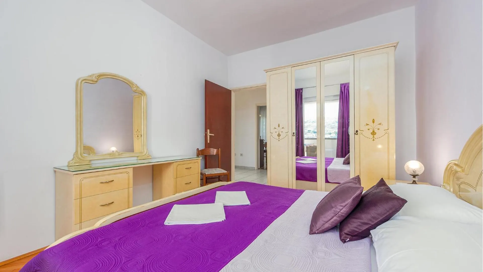 2 Bedroom Stunning Apartment In Pag Pag Town Horvátország